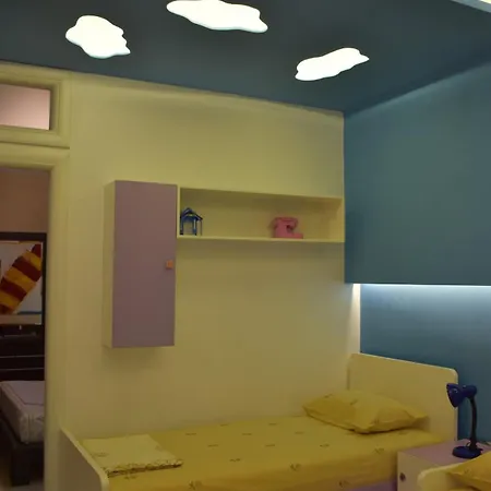 아파트 Spacious Family In The Centre Of