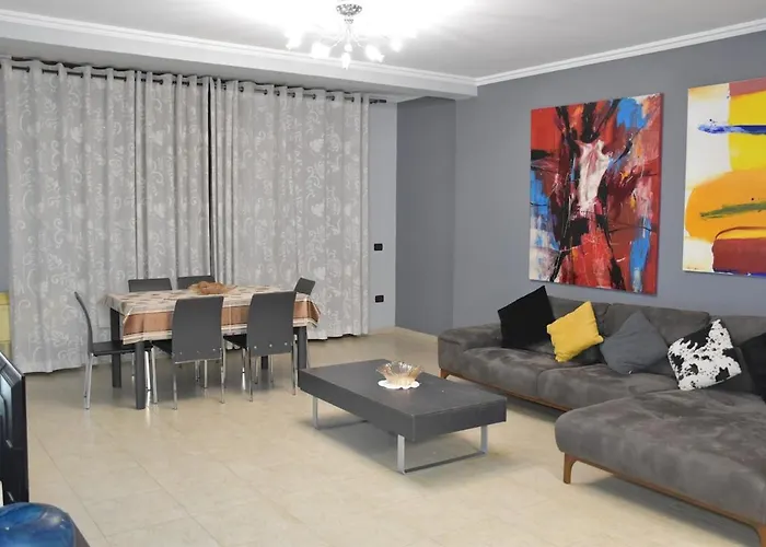 Spacious Family In The Centre Of 公寓