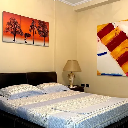 Spacious Family In The Centre Of Apartment *