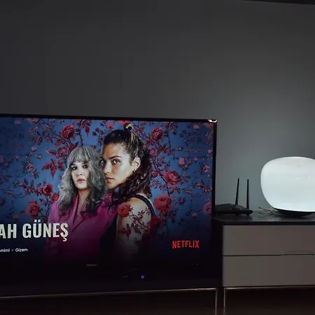 Spacious Family In The Centre Of Apartment