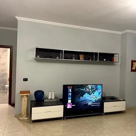 Spacious Family In The Centre Of Apartment