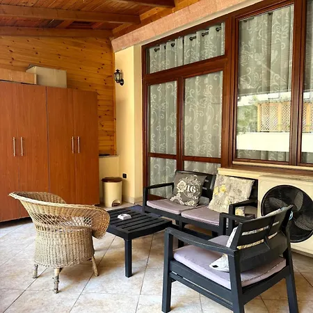 Spacious Family In The Centre Of