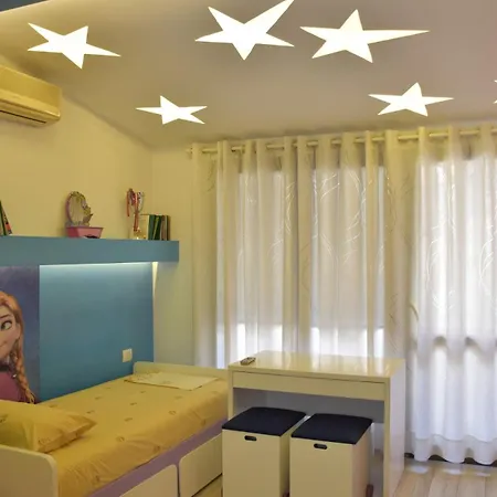 Apartment Spacious Family In The Centre Of