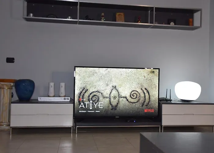 Spacious Family In The Centre Of